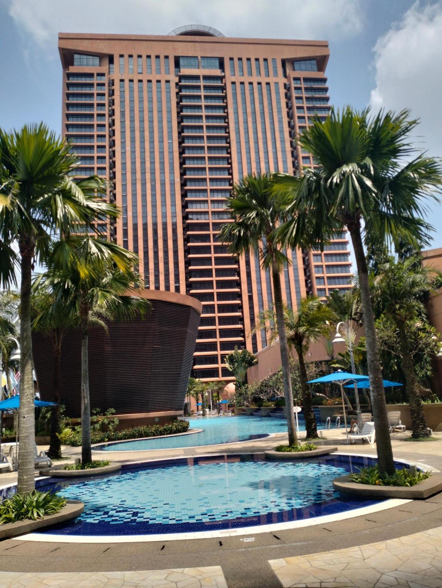 Berjaya Times Square Service Suite By Luna Kuala Lumpur Exterior foto