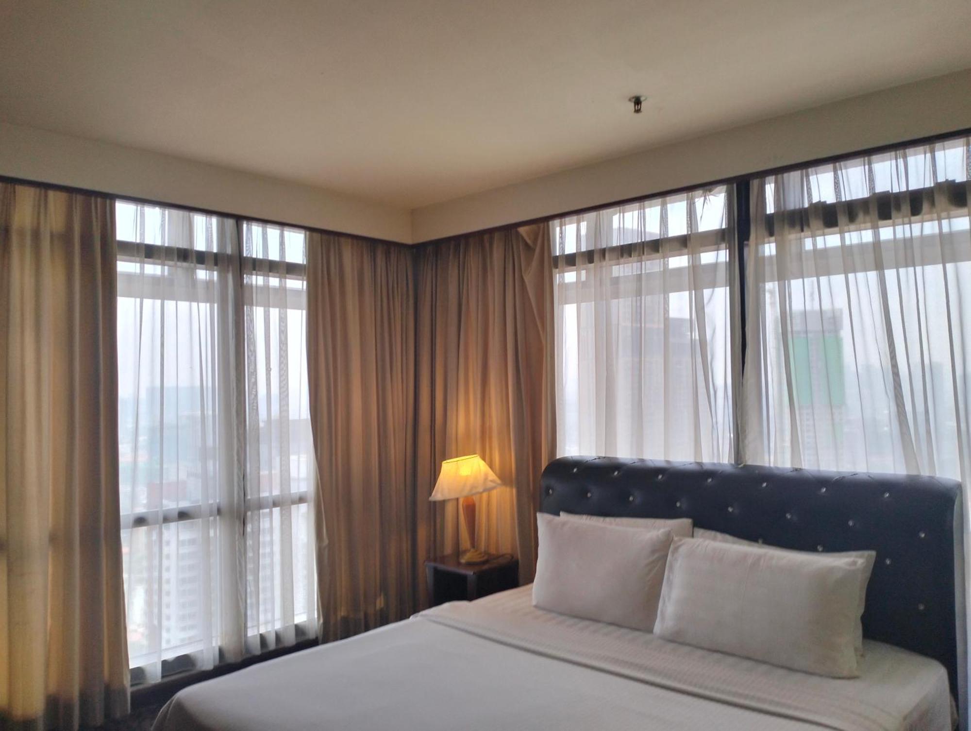 Berjaya Times Square Service Suite By Luna Kuala Lumpur Exterior foto