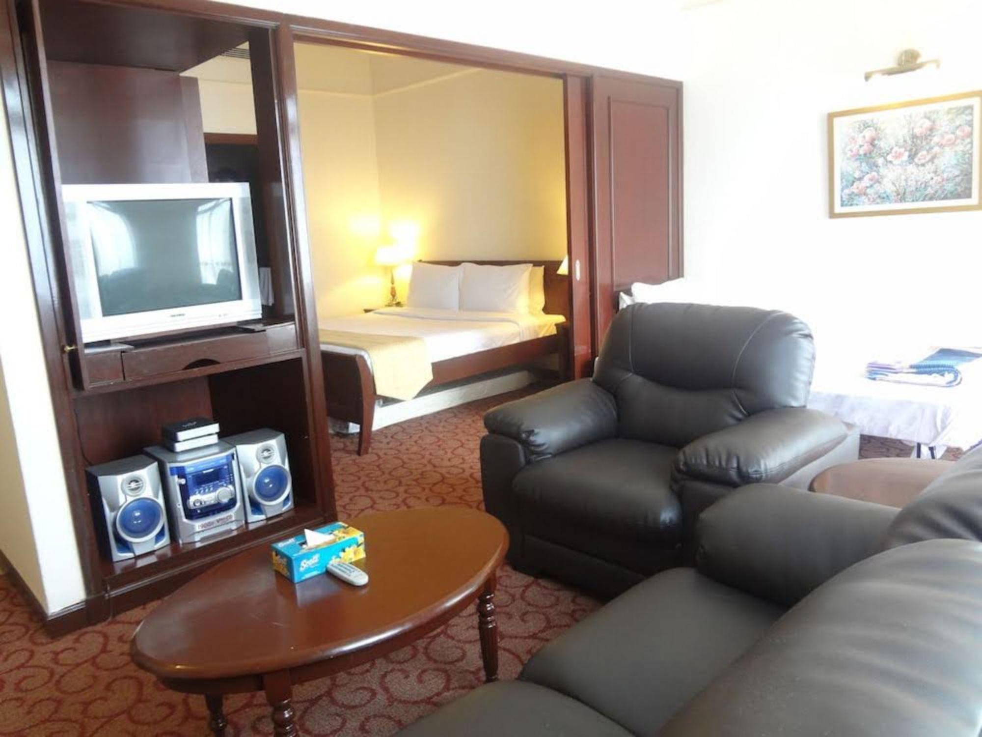 Berjaya Times Square Service Suite By Luna Kuala Lumpur Exterior foto